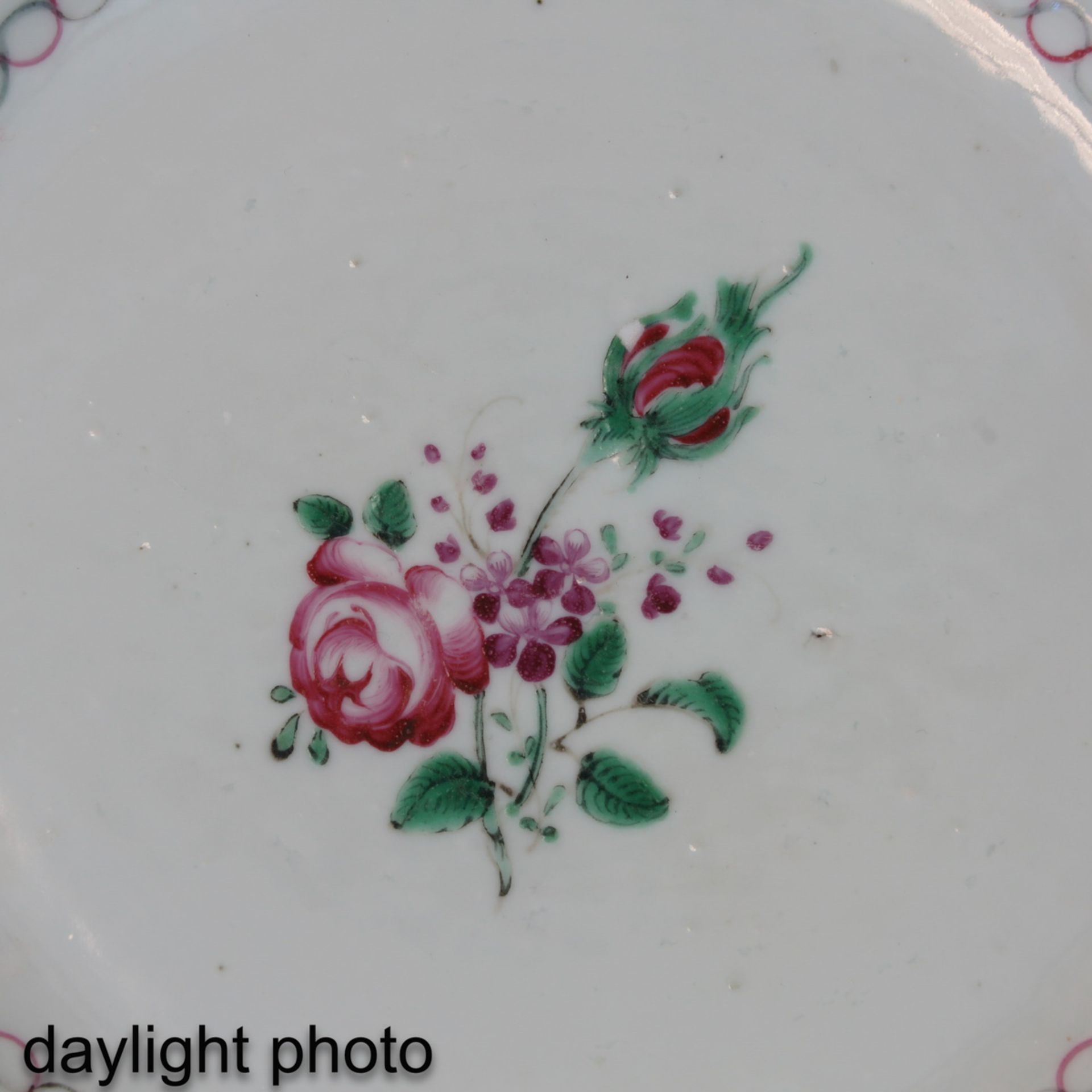 A Series of 4 Famille Rose Plates - Image 9 of 9
