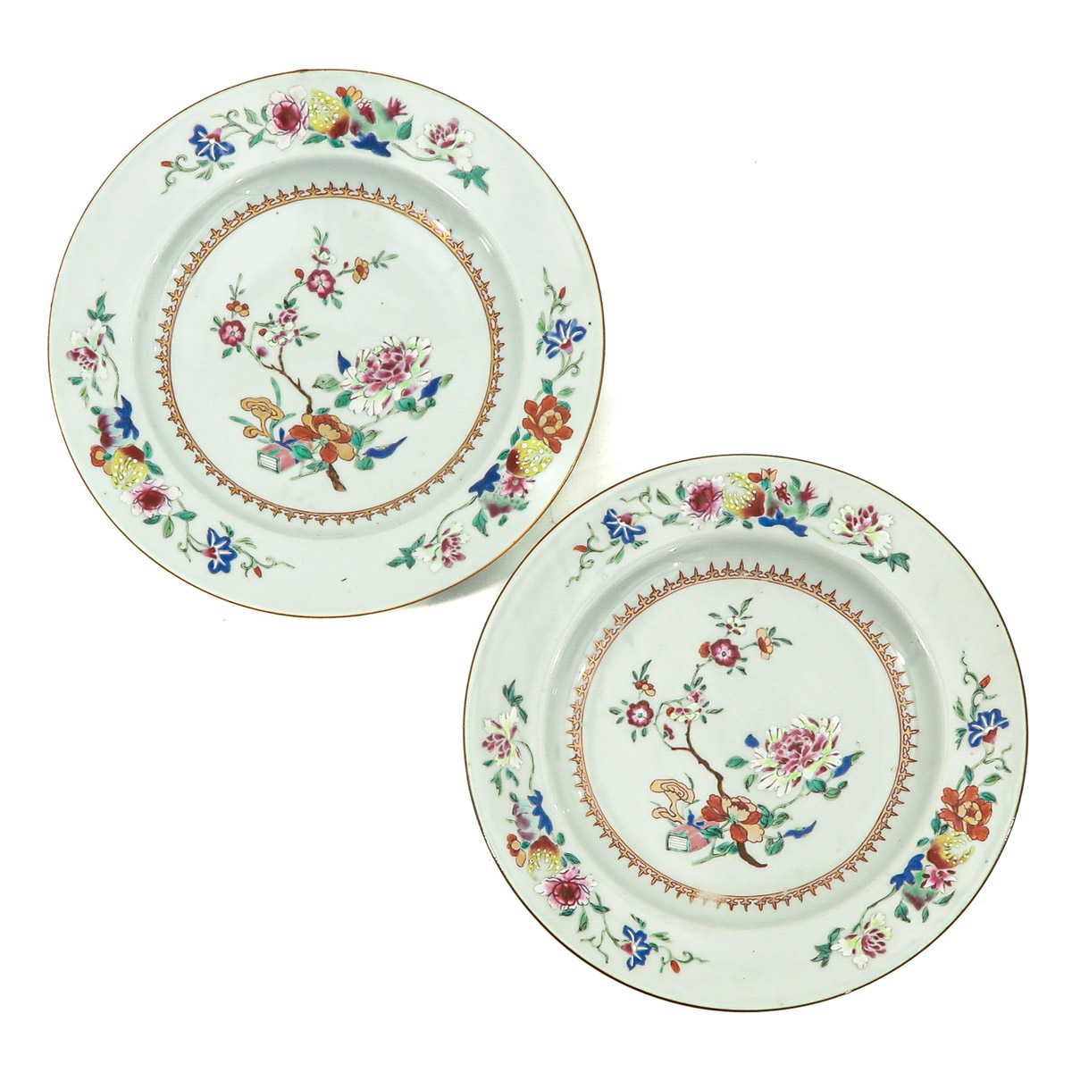 A Series of 6 Famille Rose Plates - Image 5 of 10