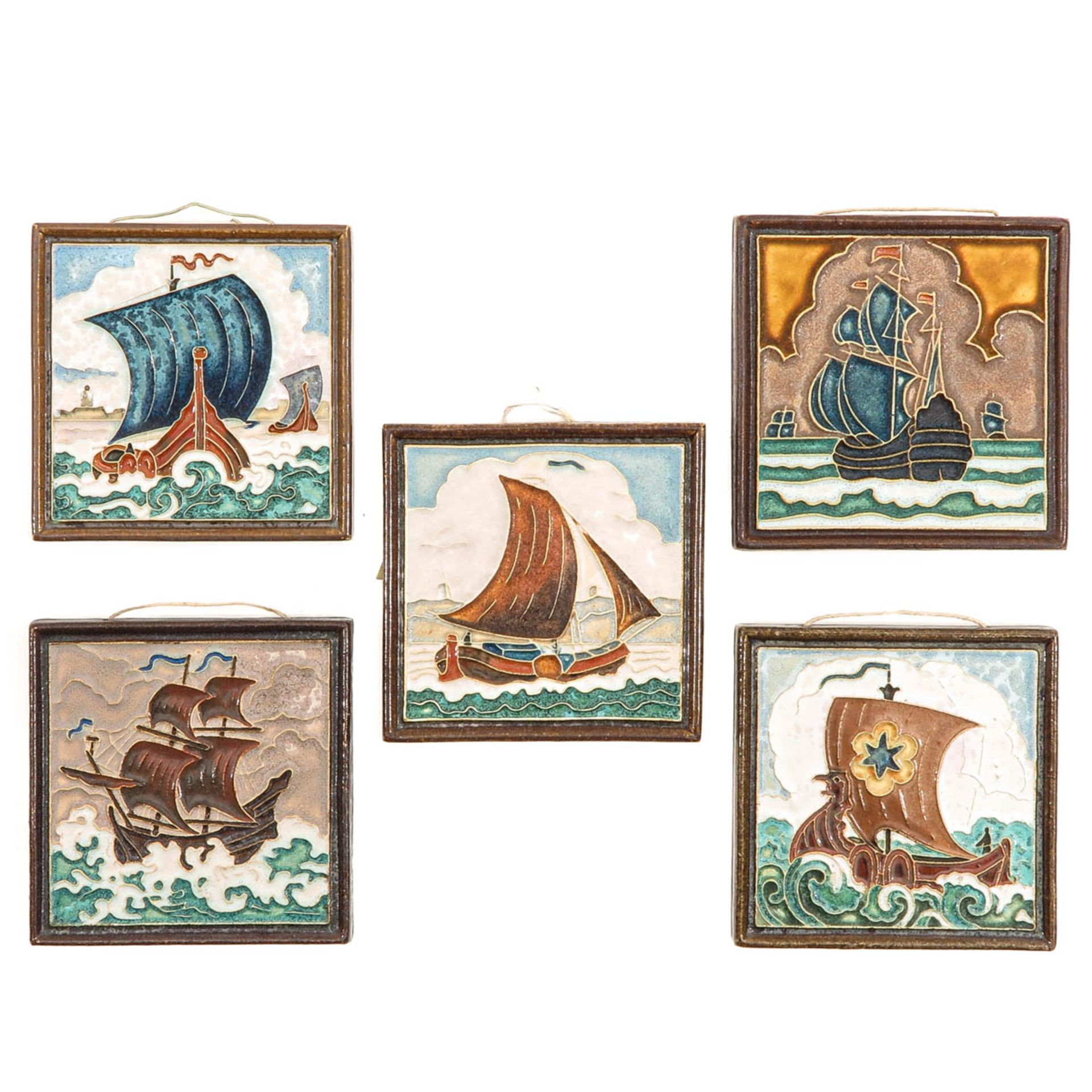 A Collection of 15 Cloisonne Tiles - Image 7 of 8