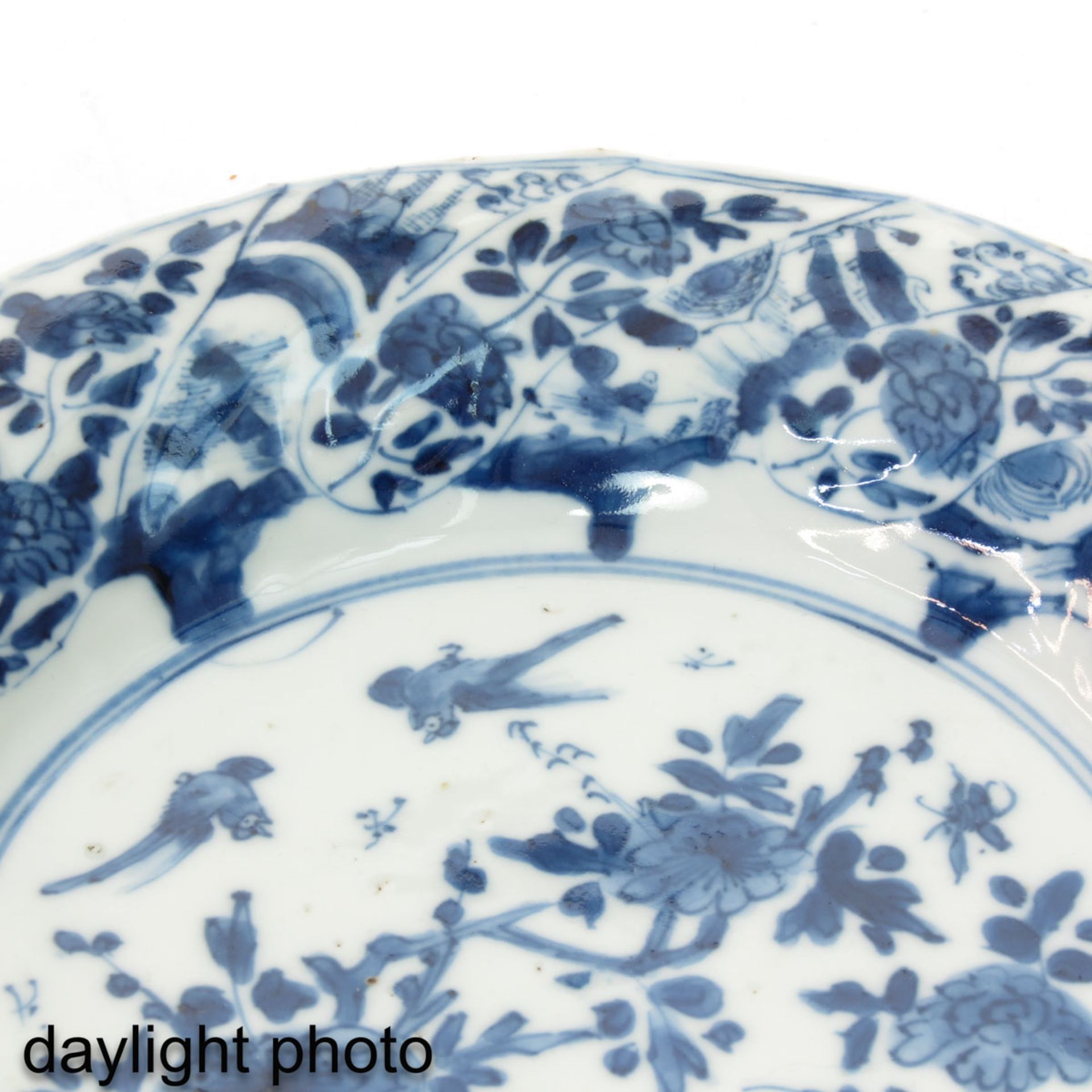 A Blue and White Plate - Bild 6 aus 6