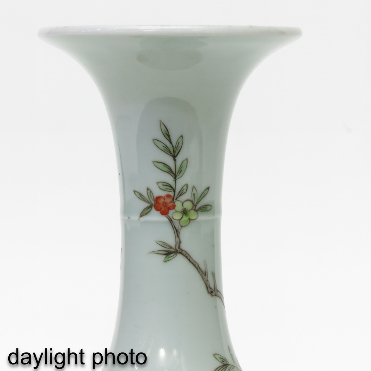 A Famille Verte Vase - Image 10 of 10