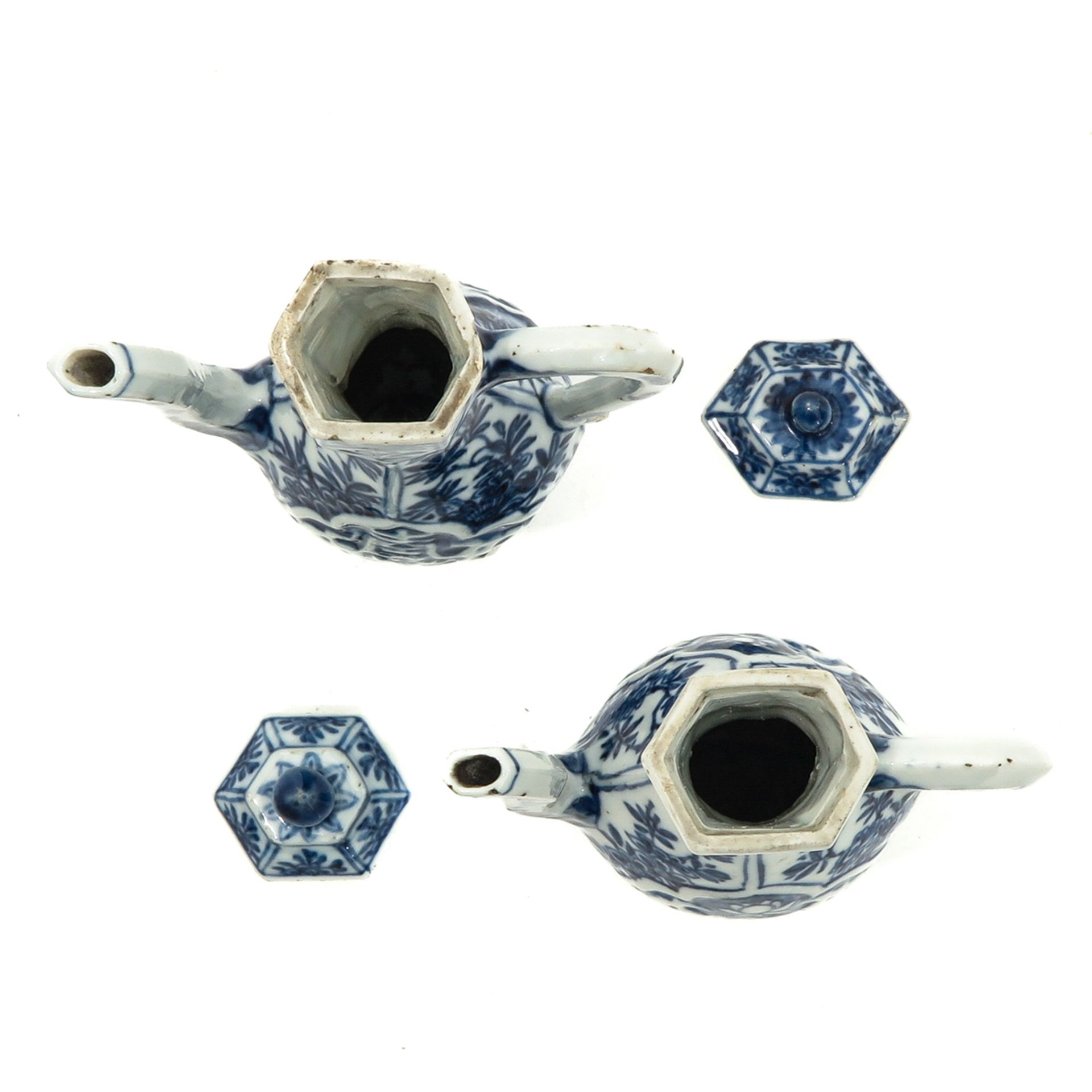 A Pair of Blue and White Cruets - Image 5 of 10