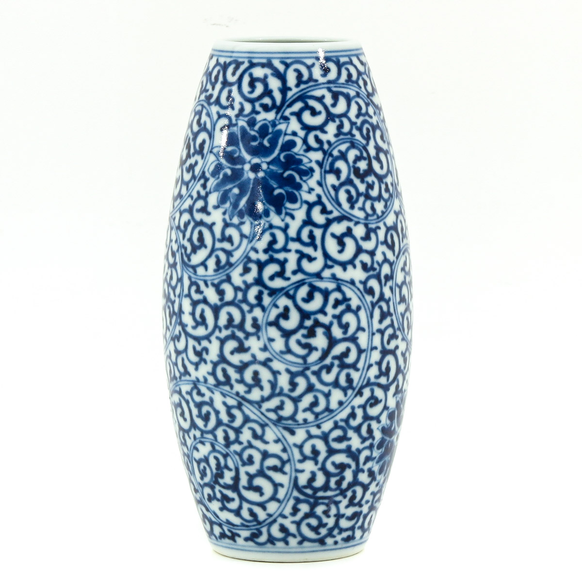 A Blue and White Vase - Image 2 of 10