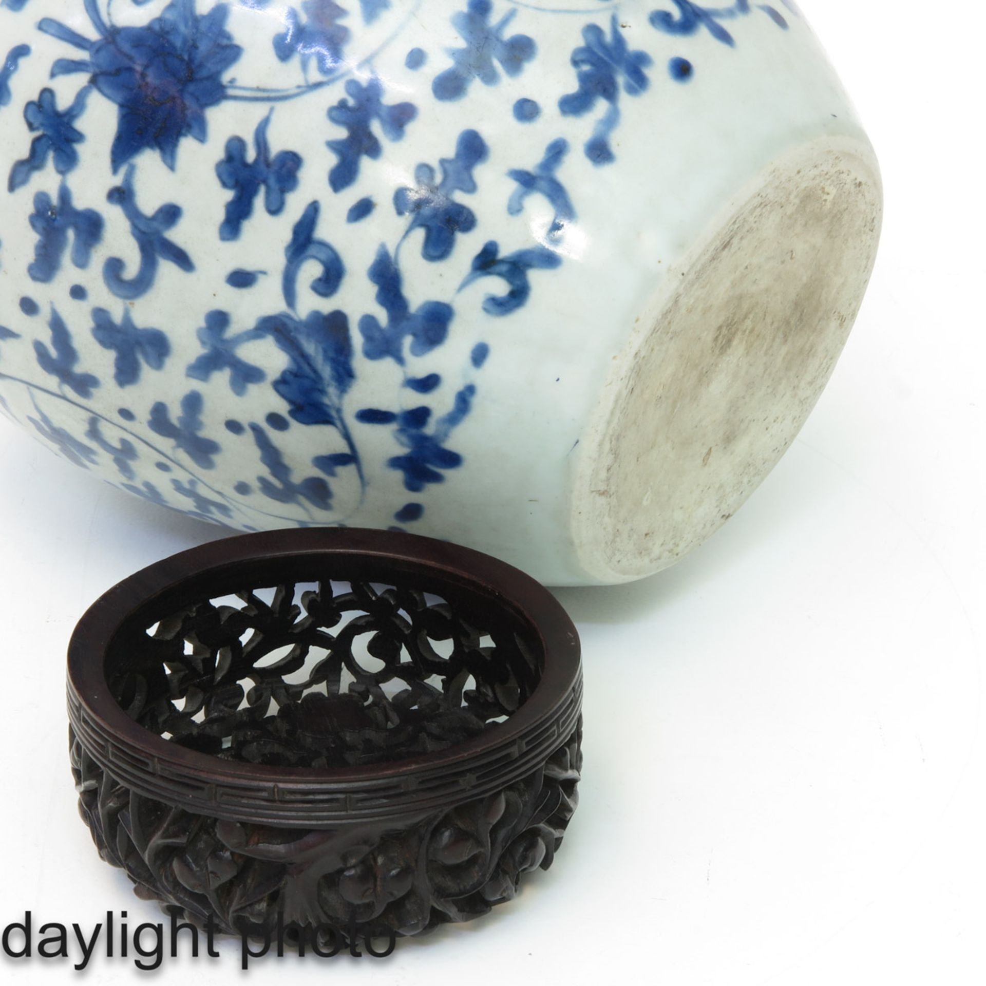 A Blue and White Ginger Jar - Image 8 of 9