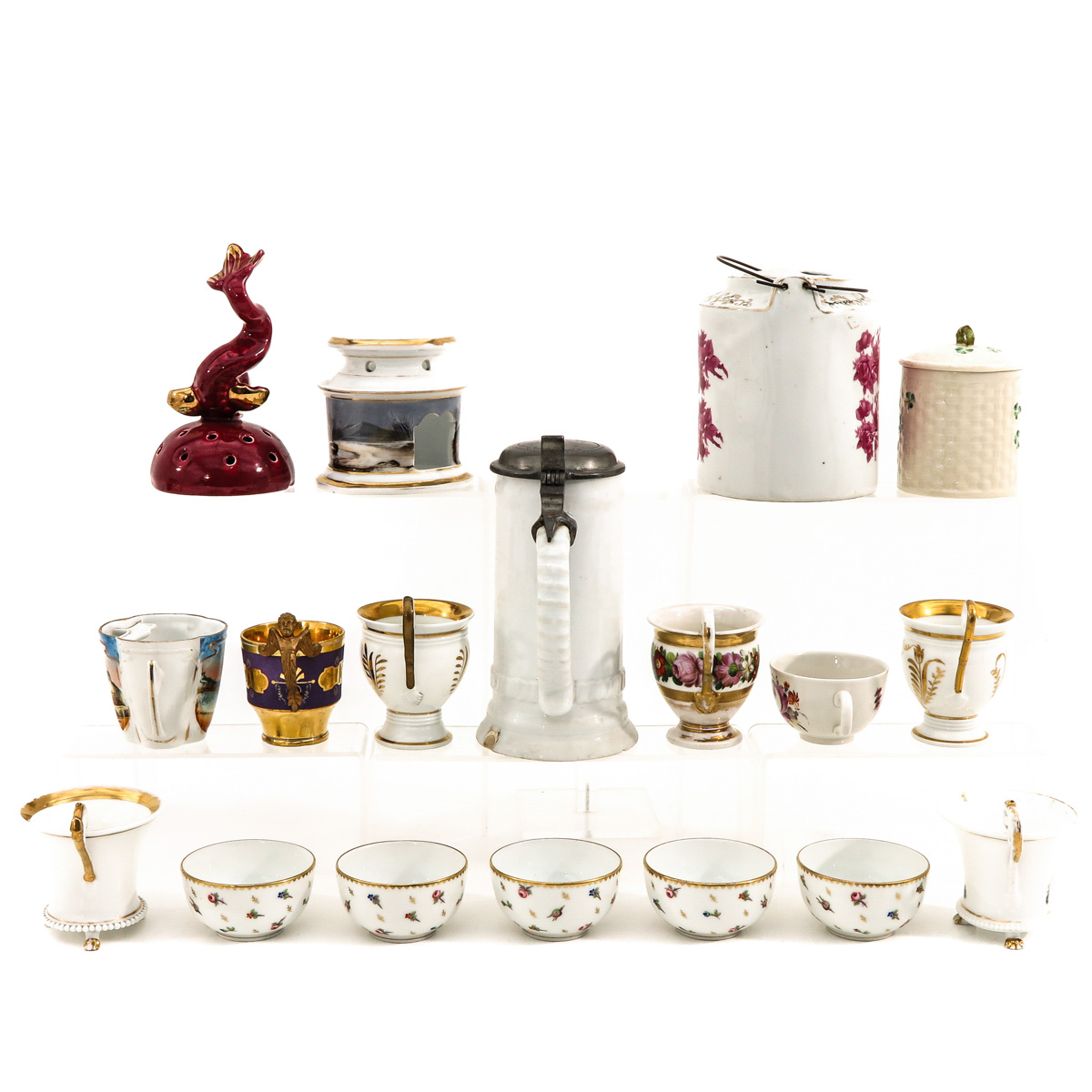 A Collection of Porcelain and Pottery - Image 2 of 10