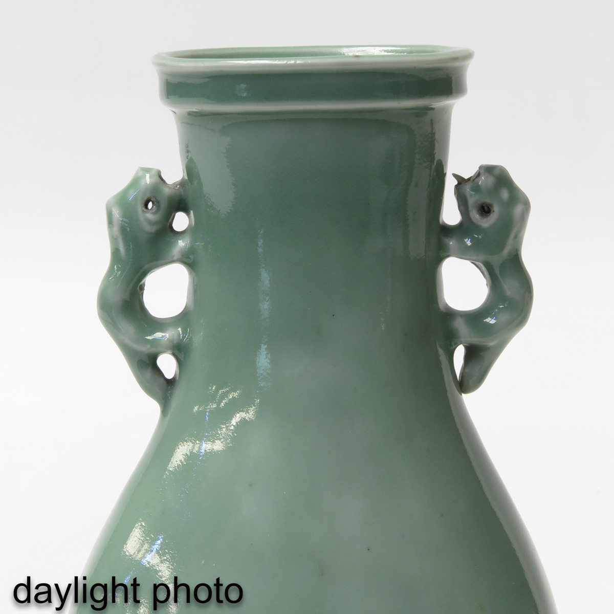 A Celadon Vase and Stemmed Cup - Image 9 of 10