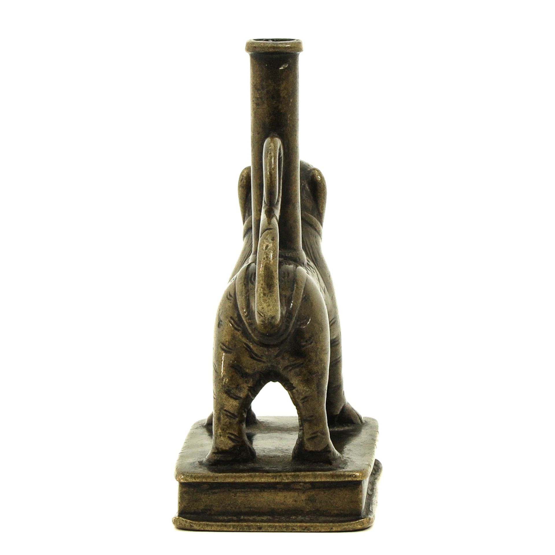 A 16th Century Candlestick - Image 3 of 8