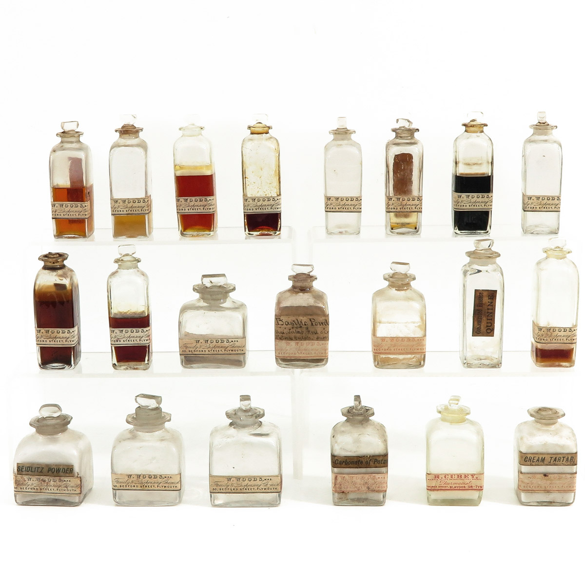 A 19th Century Travel Pharmacy - Image 7 of 9