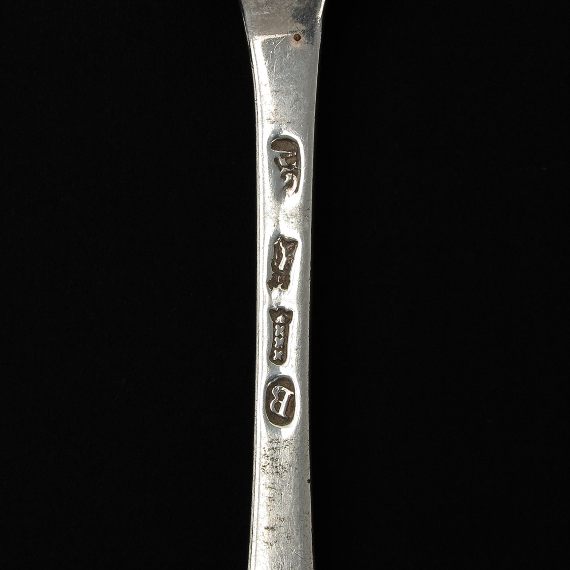 A Collection of 18th Century Cutlery - Image 4 of 8