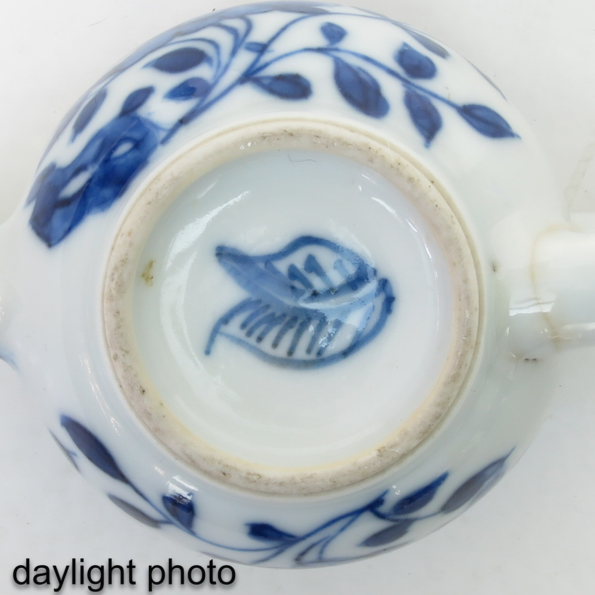 A Collection of Miniature Porcelain - Image 9 of 10