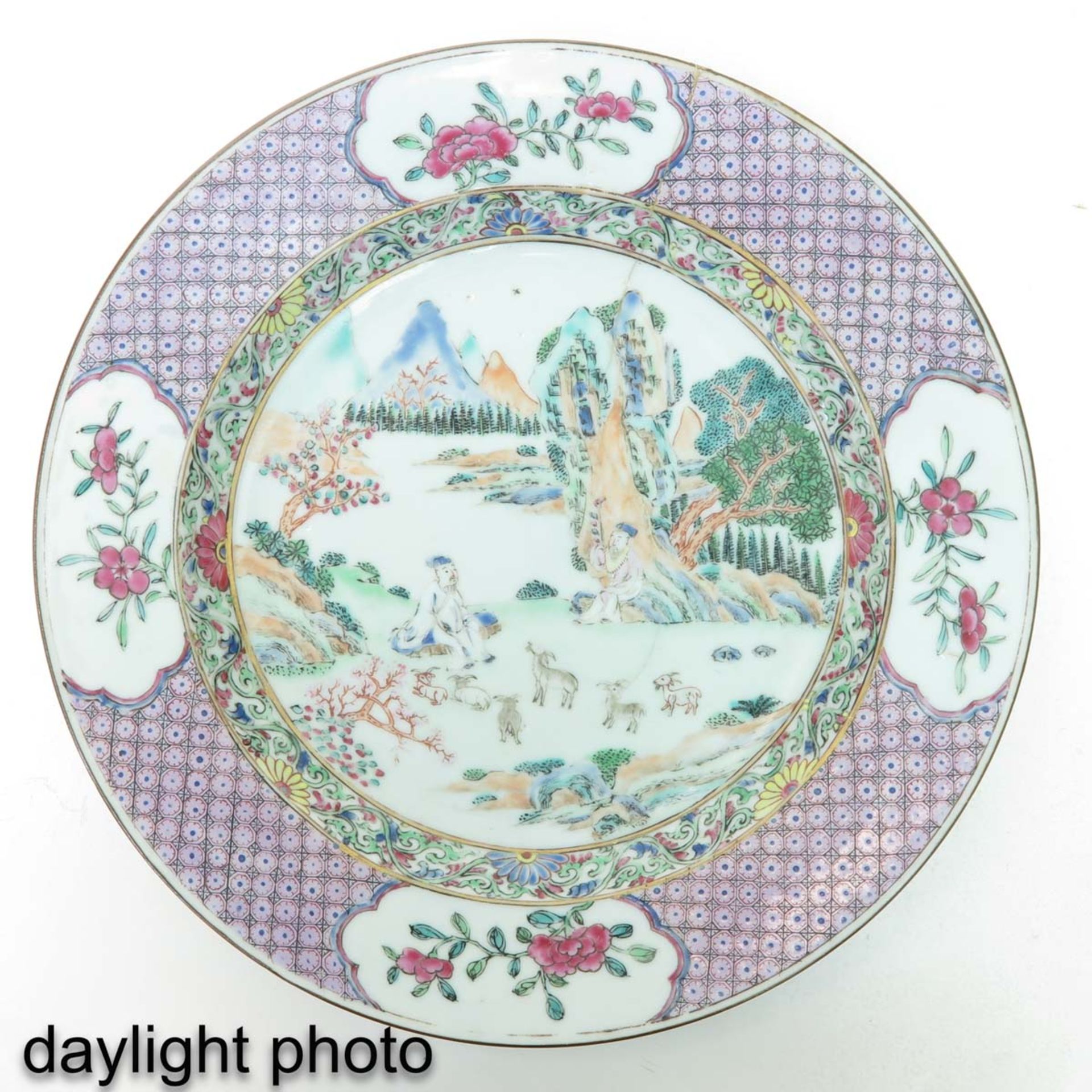 A Famille Rose Plate - Image 3 of 5