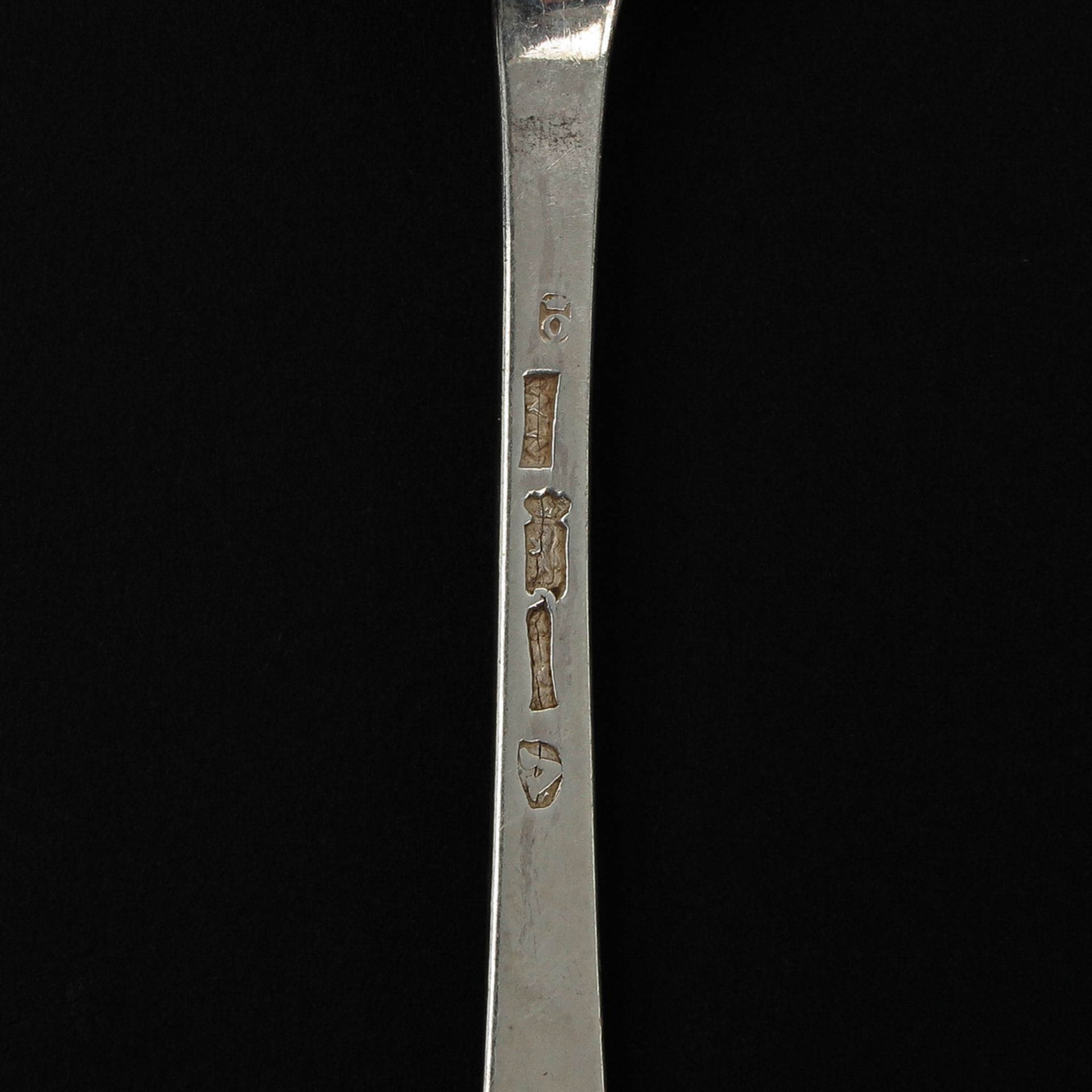 A Collection of 18th Century Cutlery - Image 6 of 8