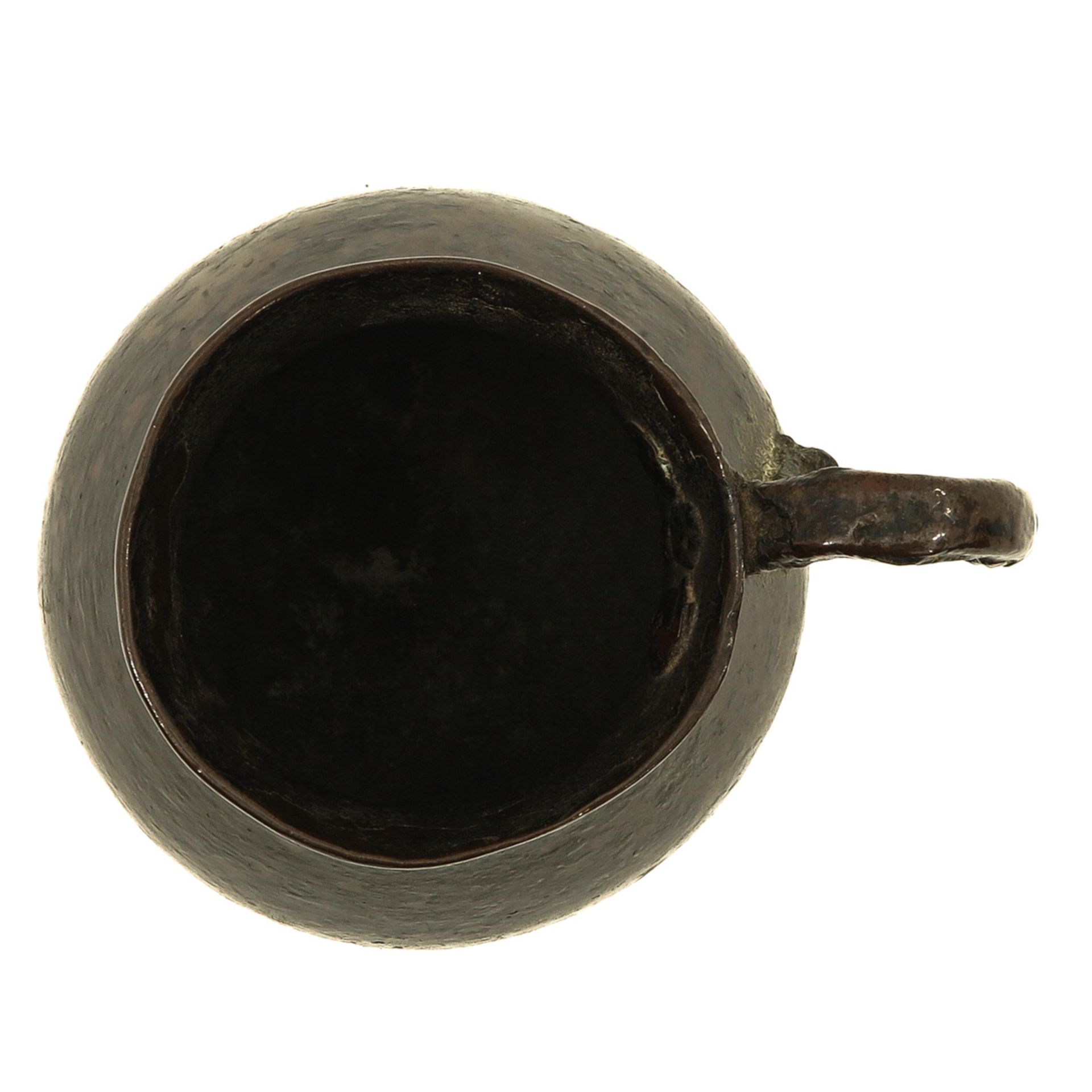 A 14th Century Bronze Measuring Cup - Image 6 of 9