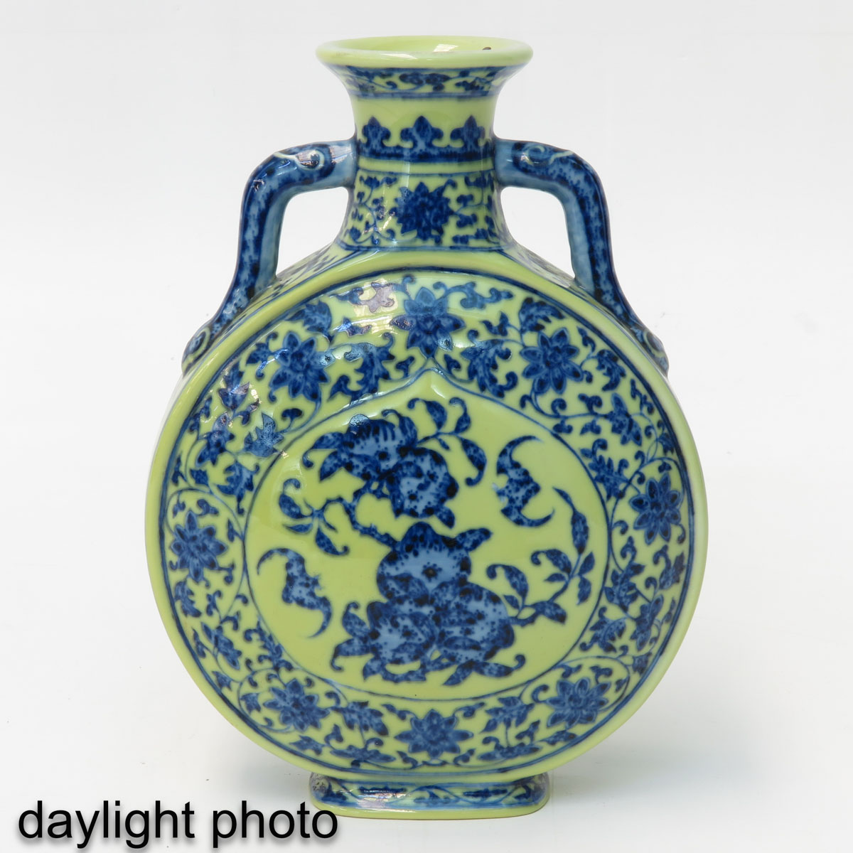 A Yellow and Blue Moon Bottle Vase - Image 7 of 10