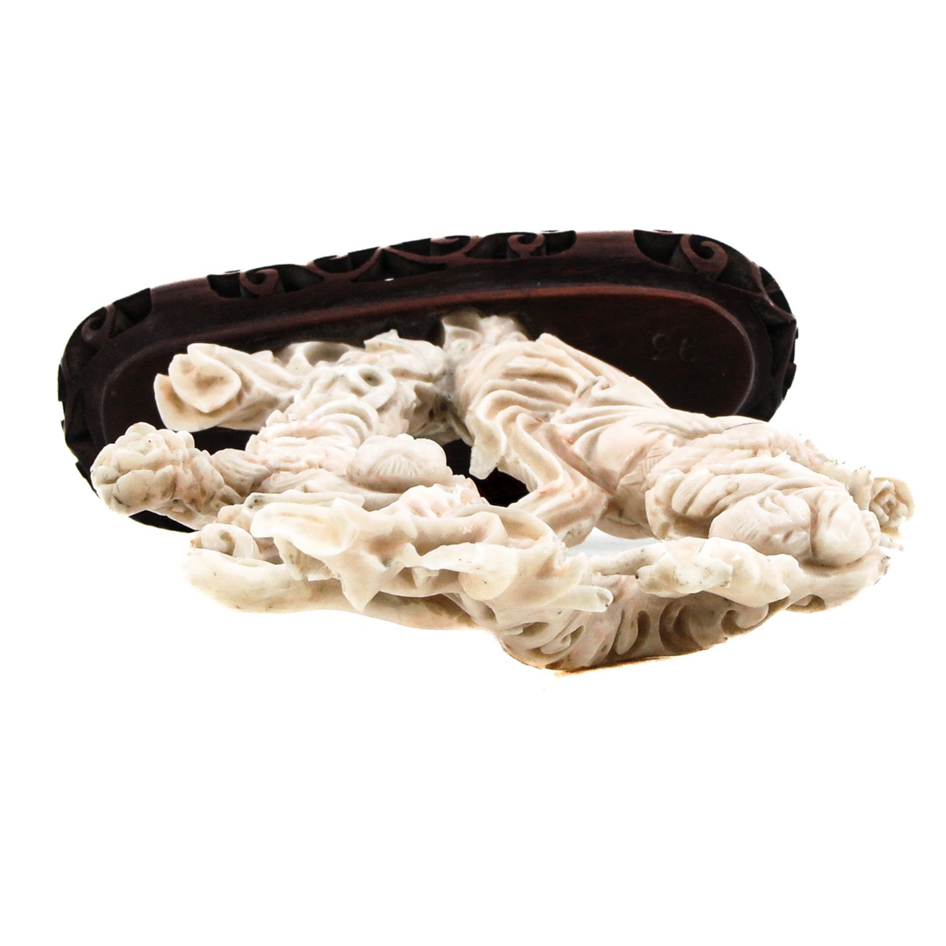 A White Coral Sculpture - Image 5 of 10