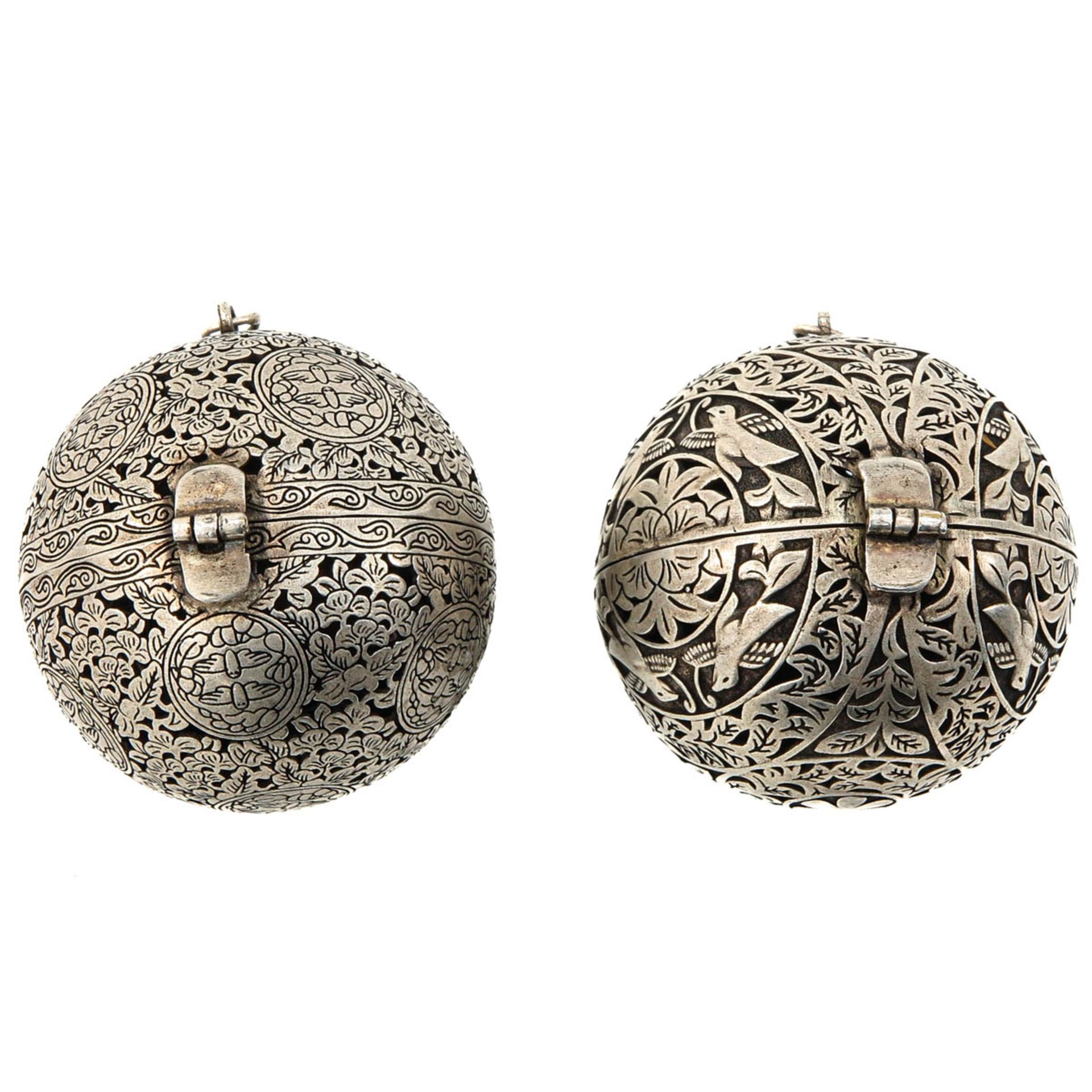 A Pair of Incense Balls - Bild 3 aus 8