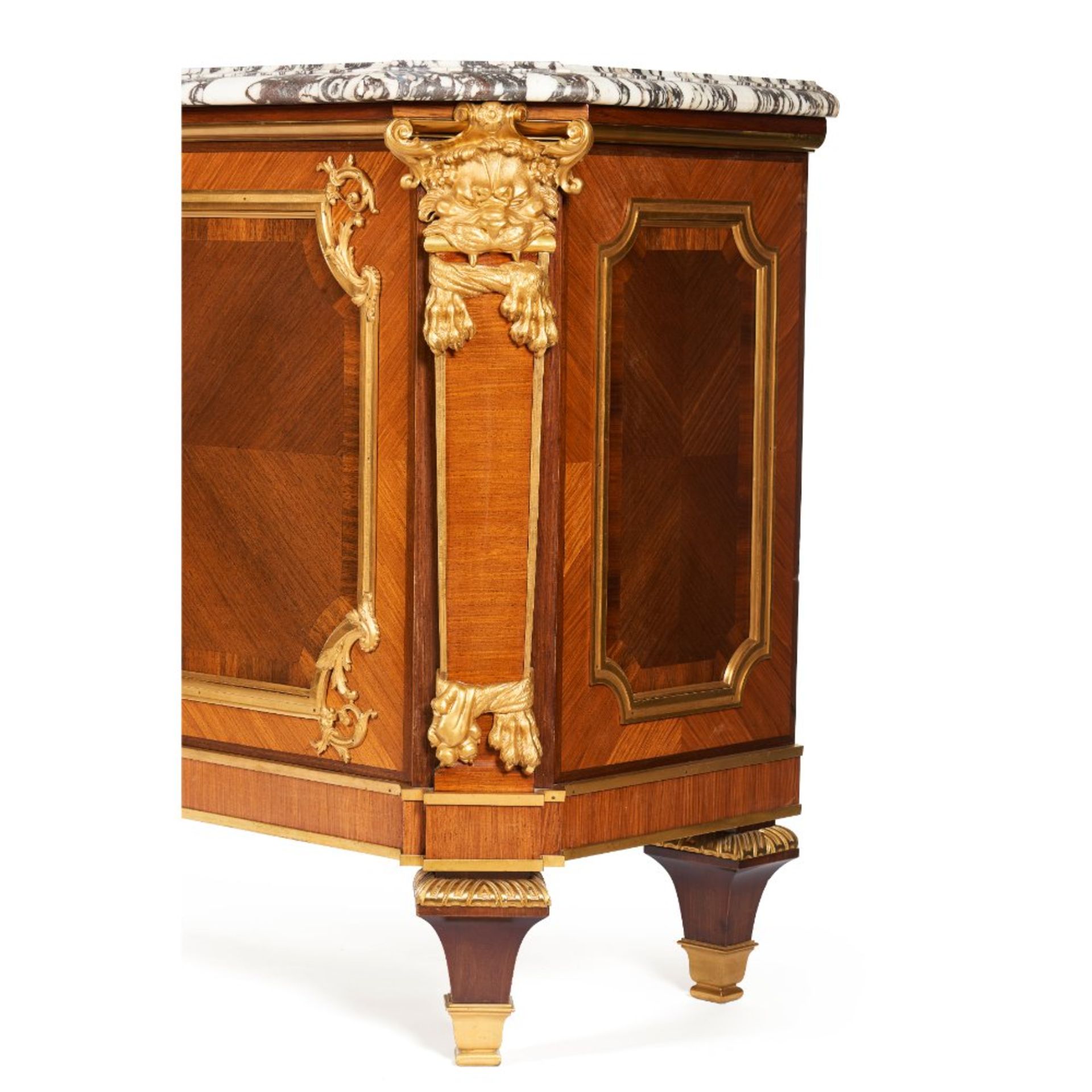 A French "A vanteaux" commode, Attrib. Jansen - Image 5 of 5