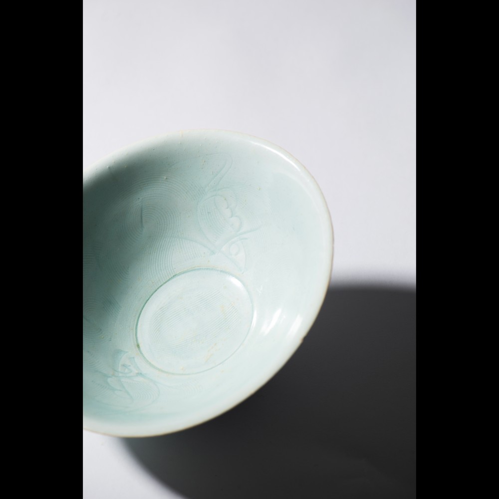  A carved Qingbai bowl  - Image 2 of 3