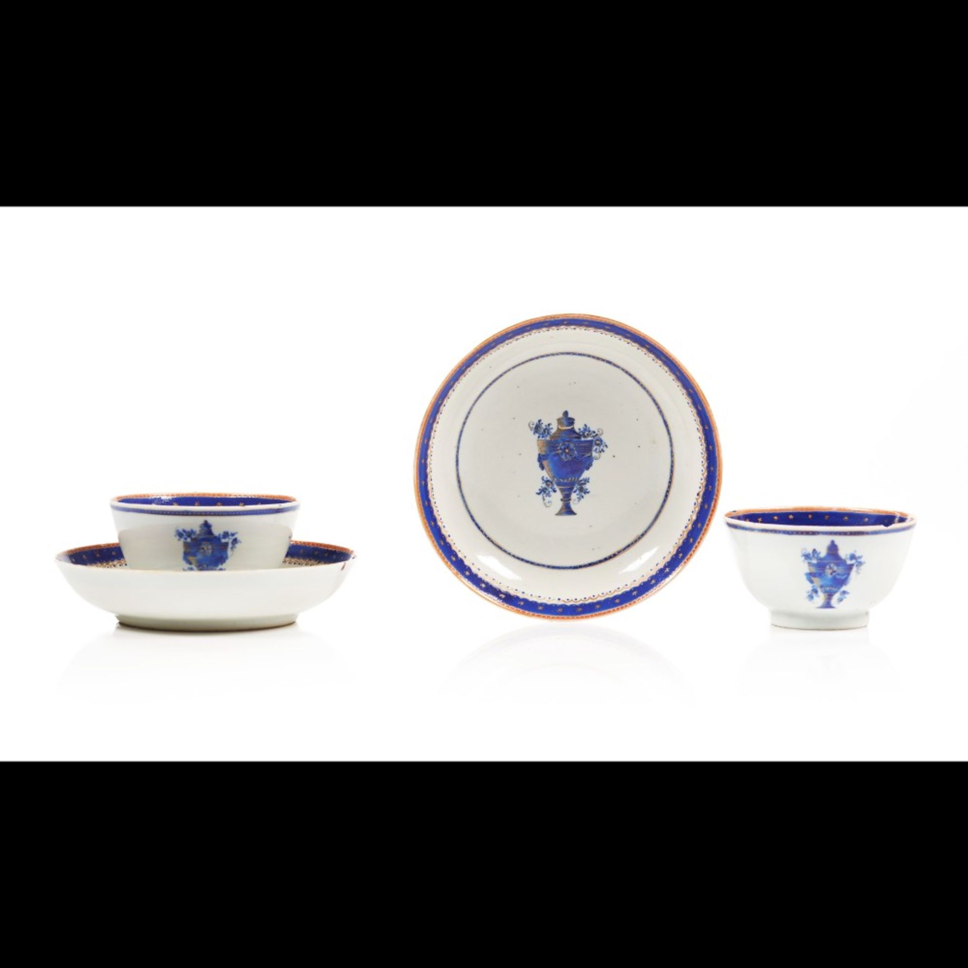  A pair of cups and saucers