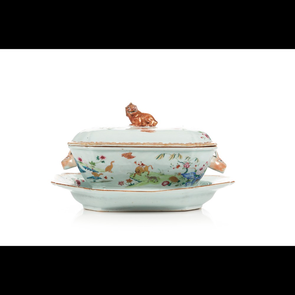  A tureen with cover and tray - Image 2 of 2
