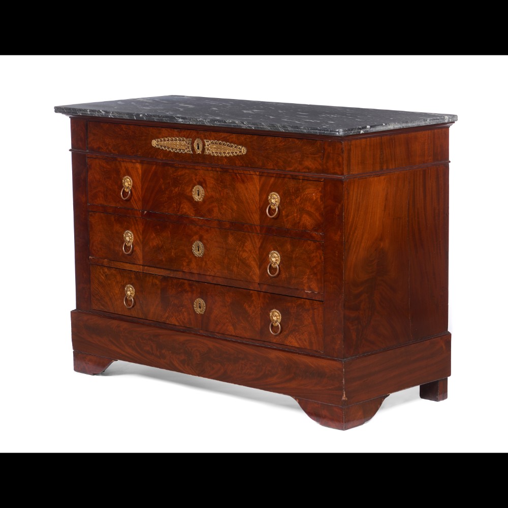  A Louis Philippe commode