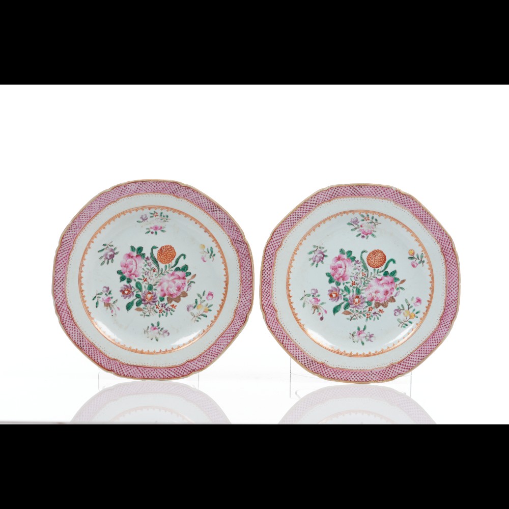  A pair of octagonal plates