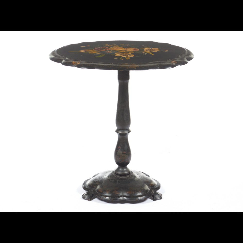  A Victorian side table - Image 2 of 2