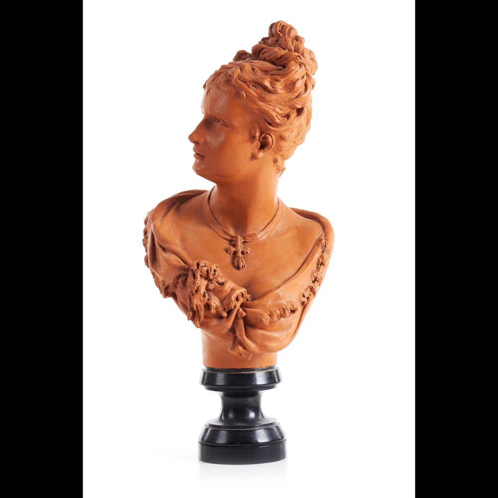  A bust of a lady - Image 2 of 2