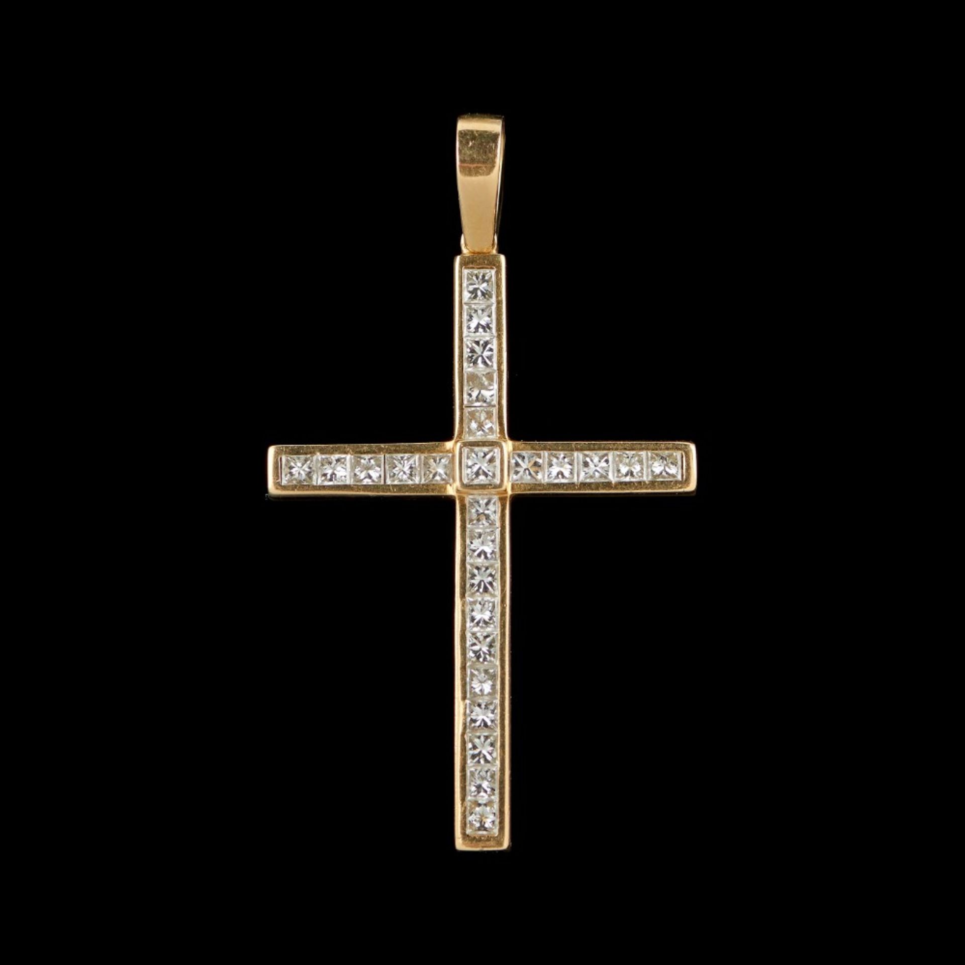  A cross pendant
