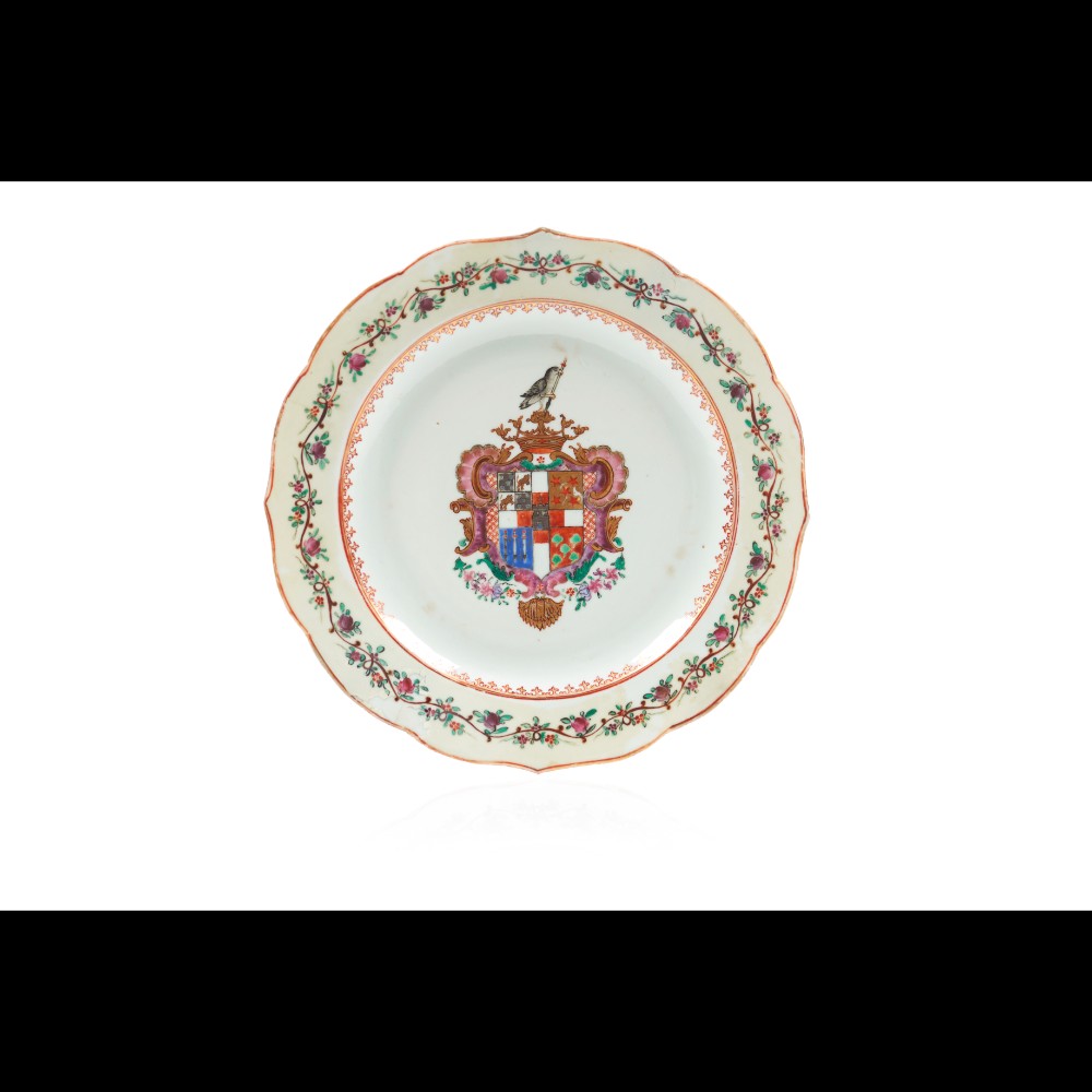  A scalloped armorial plate