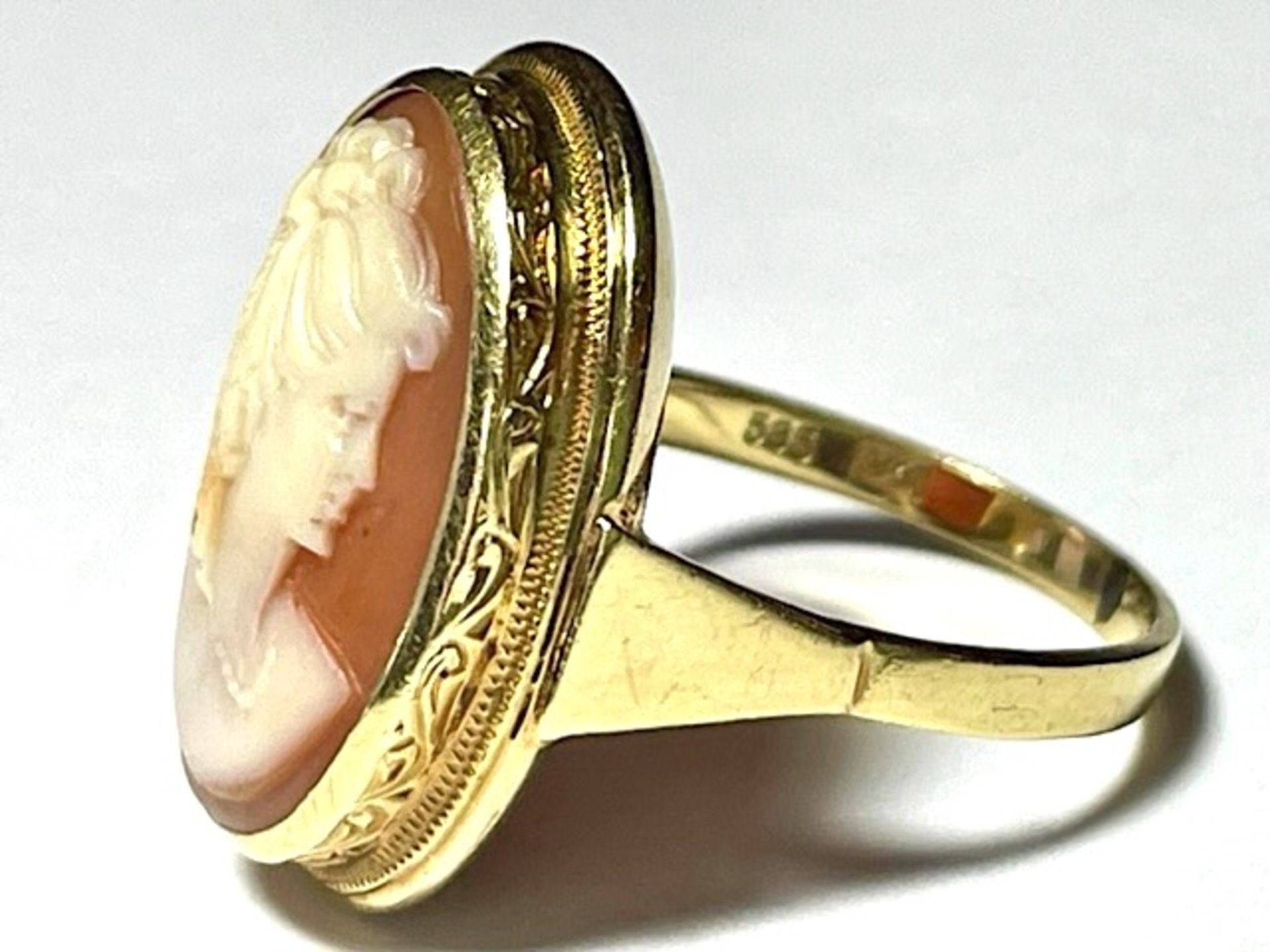Ring - Image 6 of 11