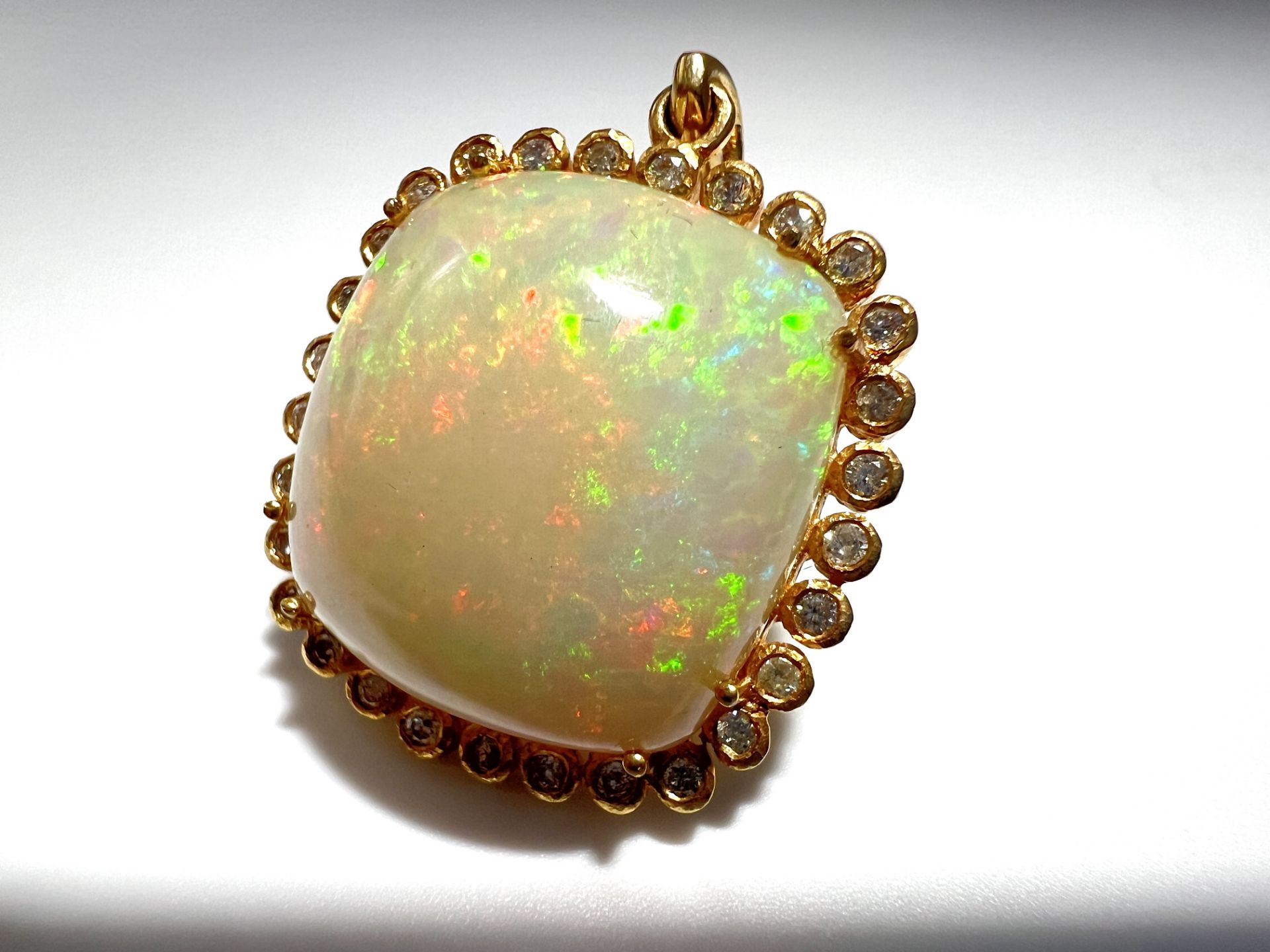 Opal pendant with diamonds - Image 3 of 6