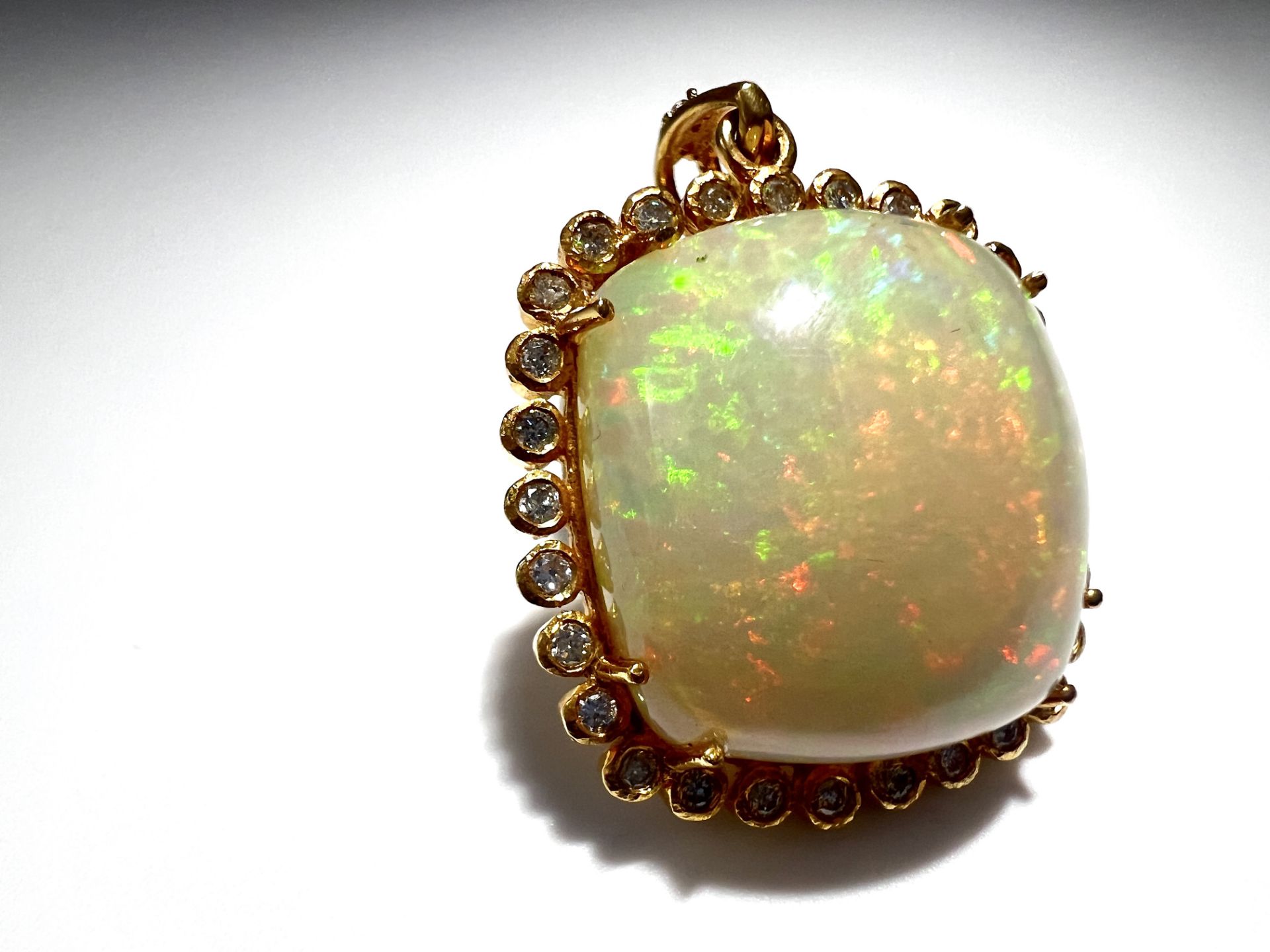 Opal pendant with diamonds - Image 2 of 6