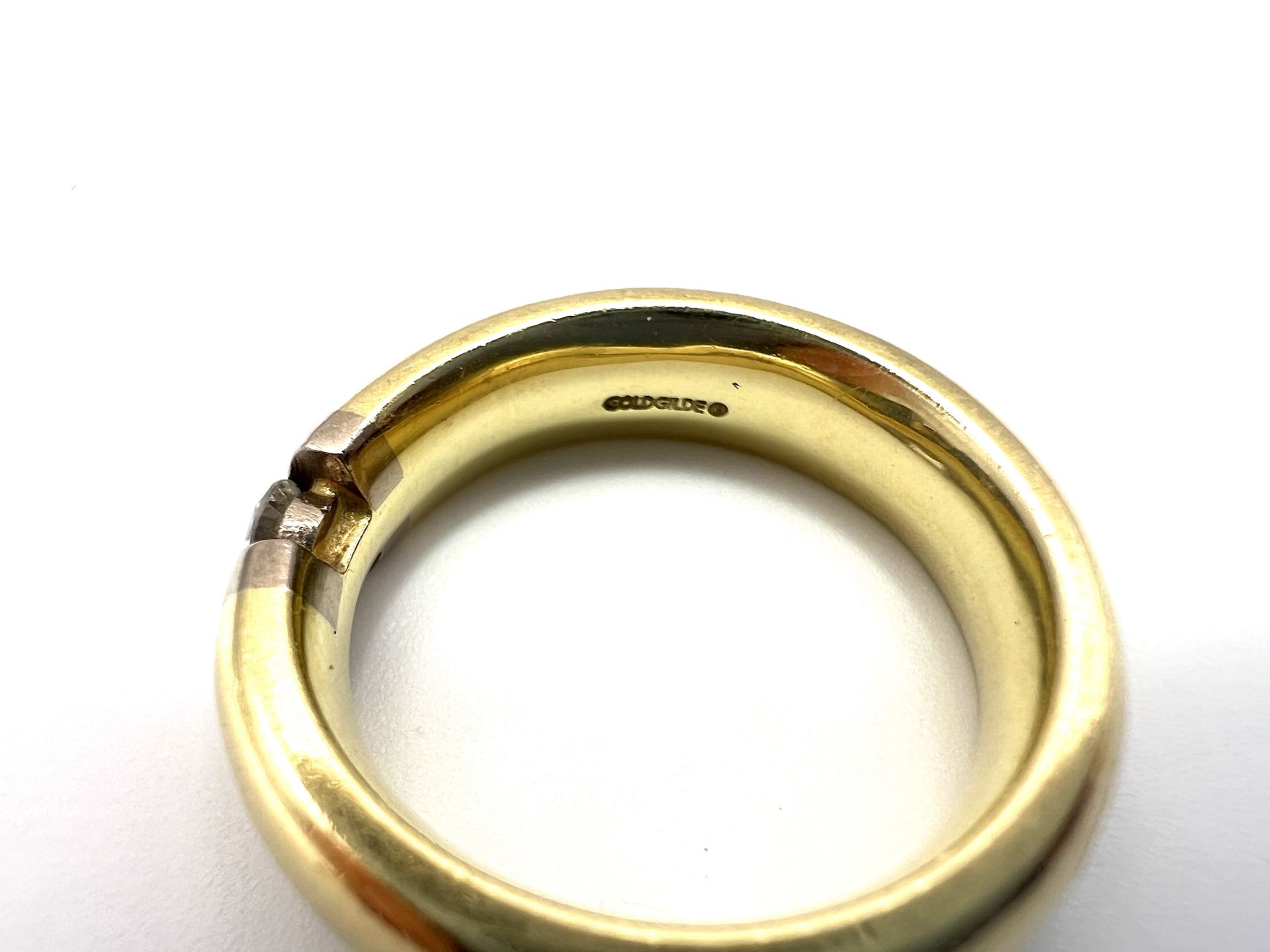 Brilliant ring in floating optic - Image 6 of 7