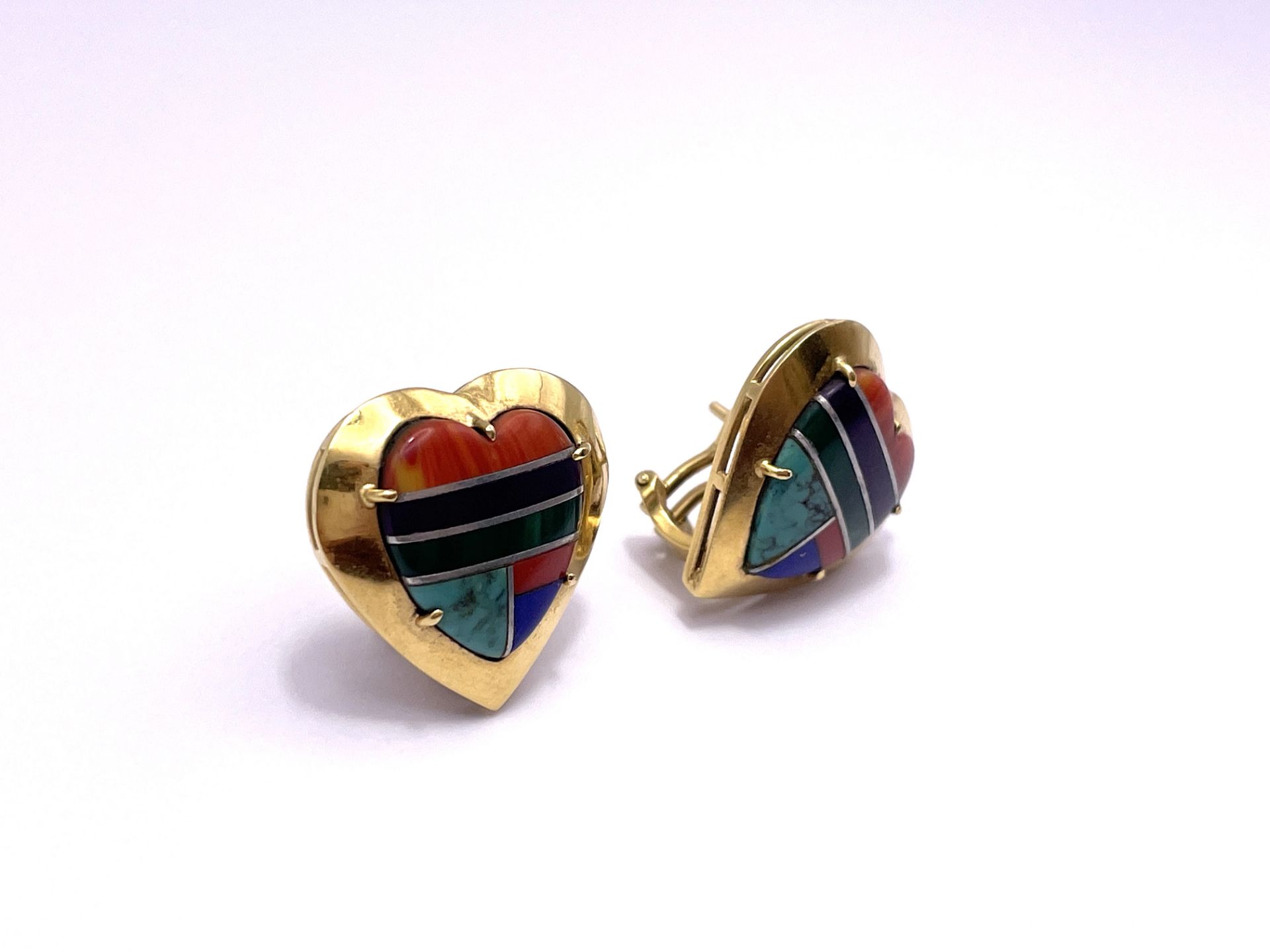Pair of heart-shaped stud clip earrings - Image 5 of 6