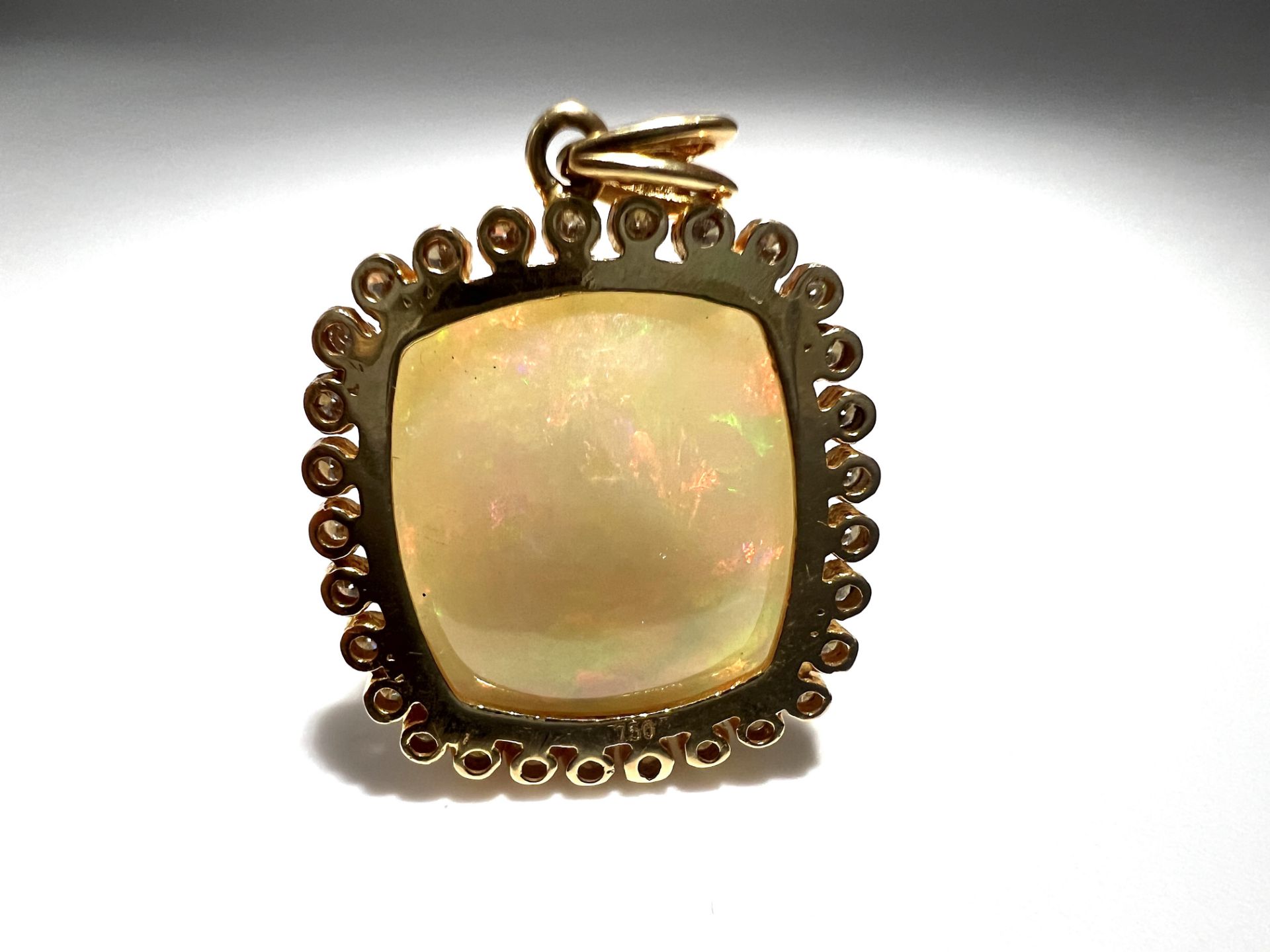 Opal pendant with diamonds - Image 6 of 6