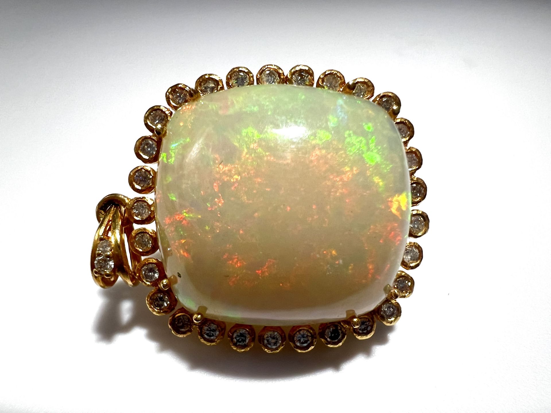 Opal pendant with diamonds - Image 4 of 6