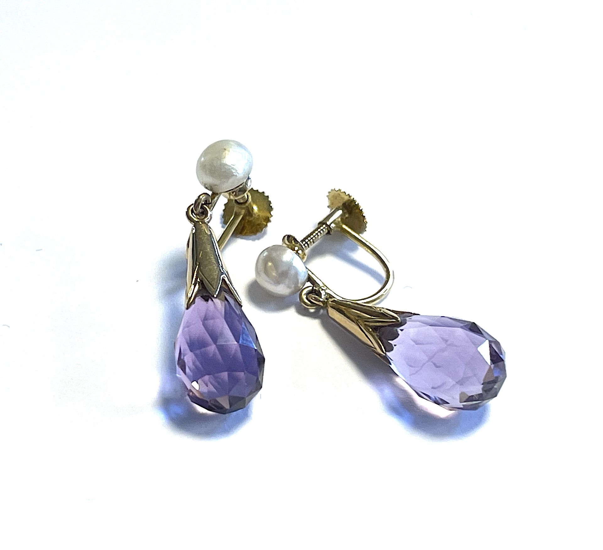 Pair of earscrews with amethyst, around 1910 - Image 3 of 10