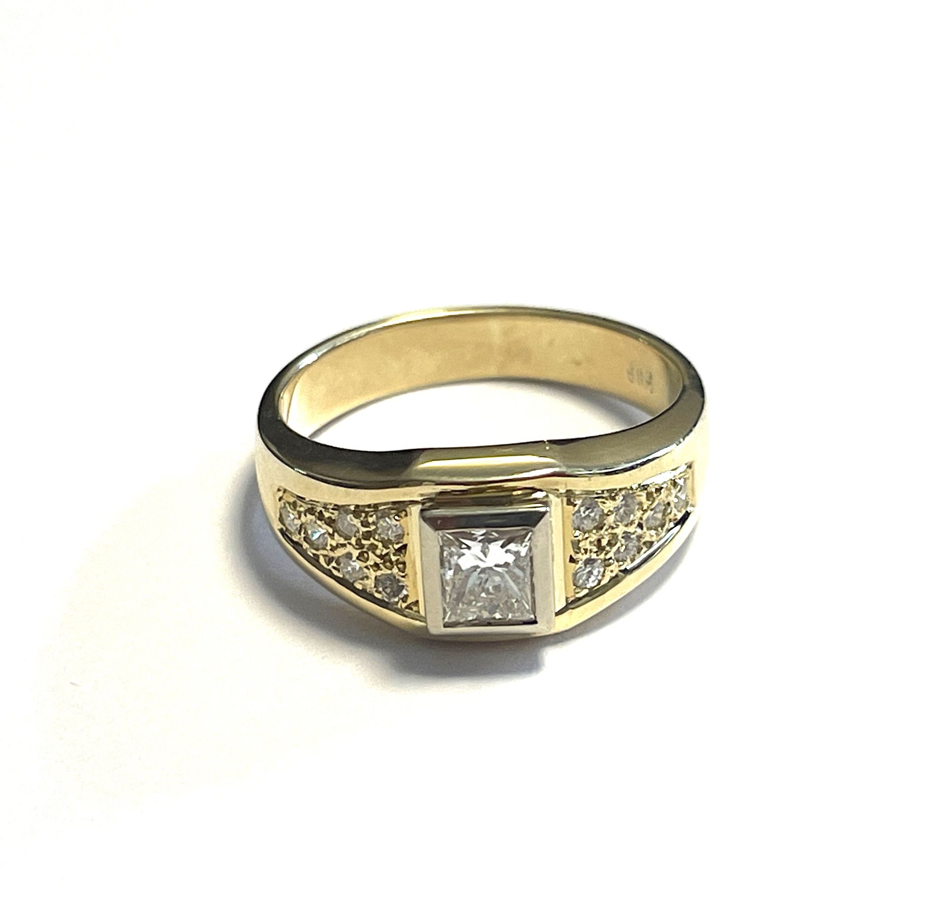 Fancy cut diamond ring - Image 9 of 9