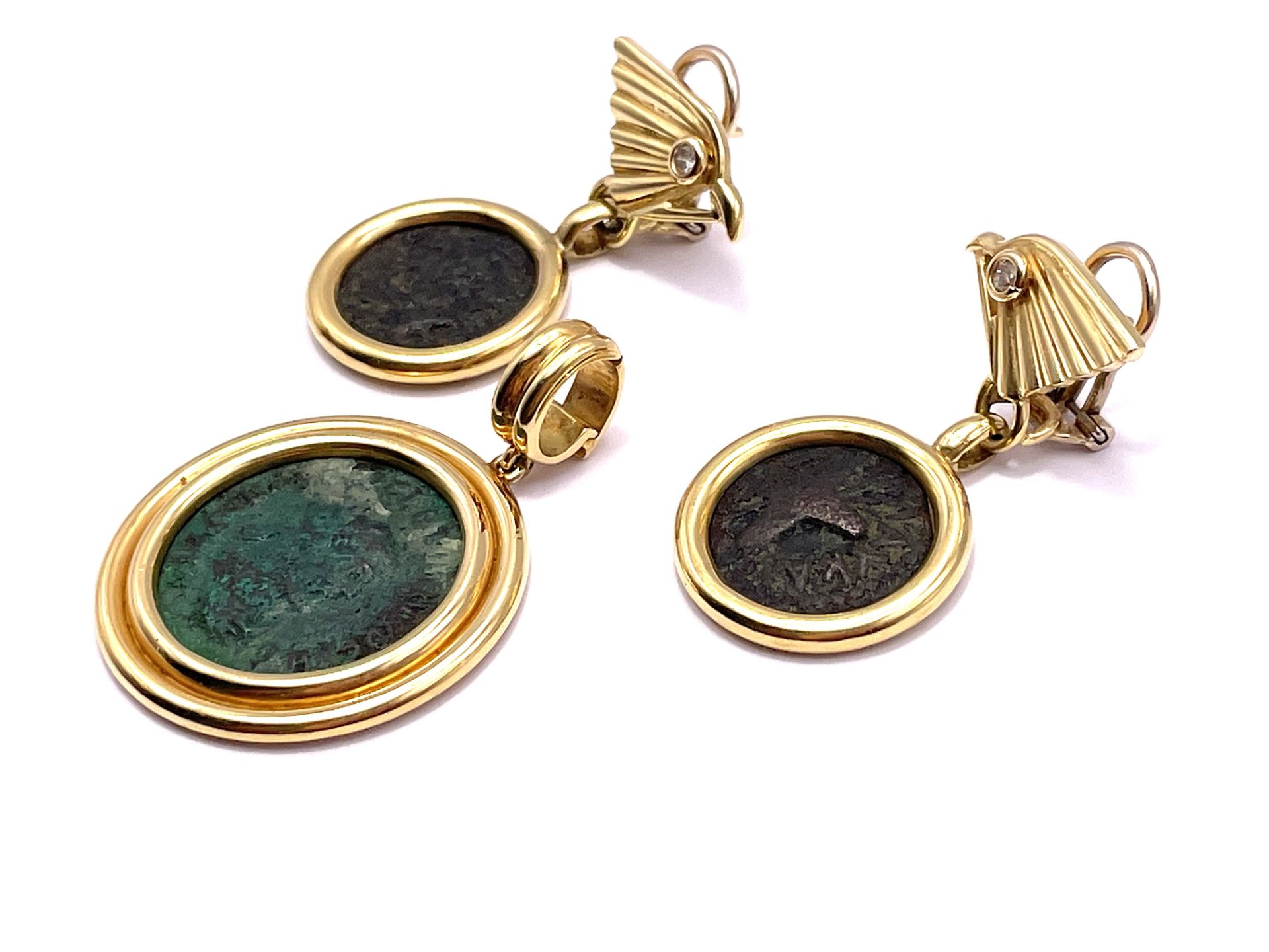 Set of ear stud clips and pendant with antique coins - Image 4 of 9