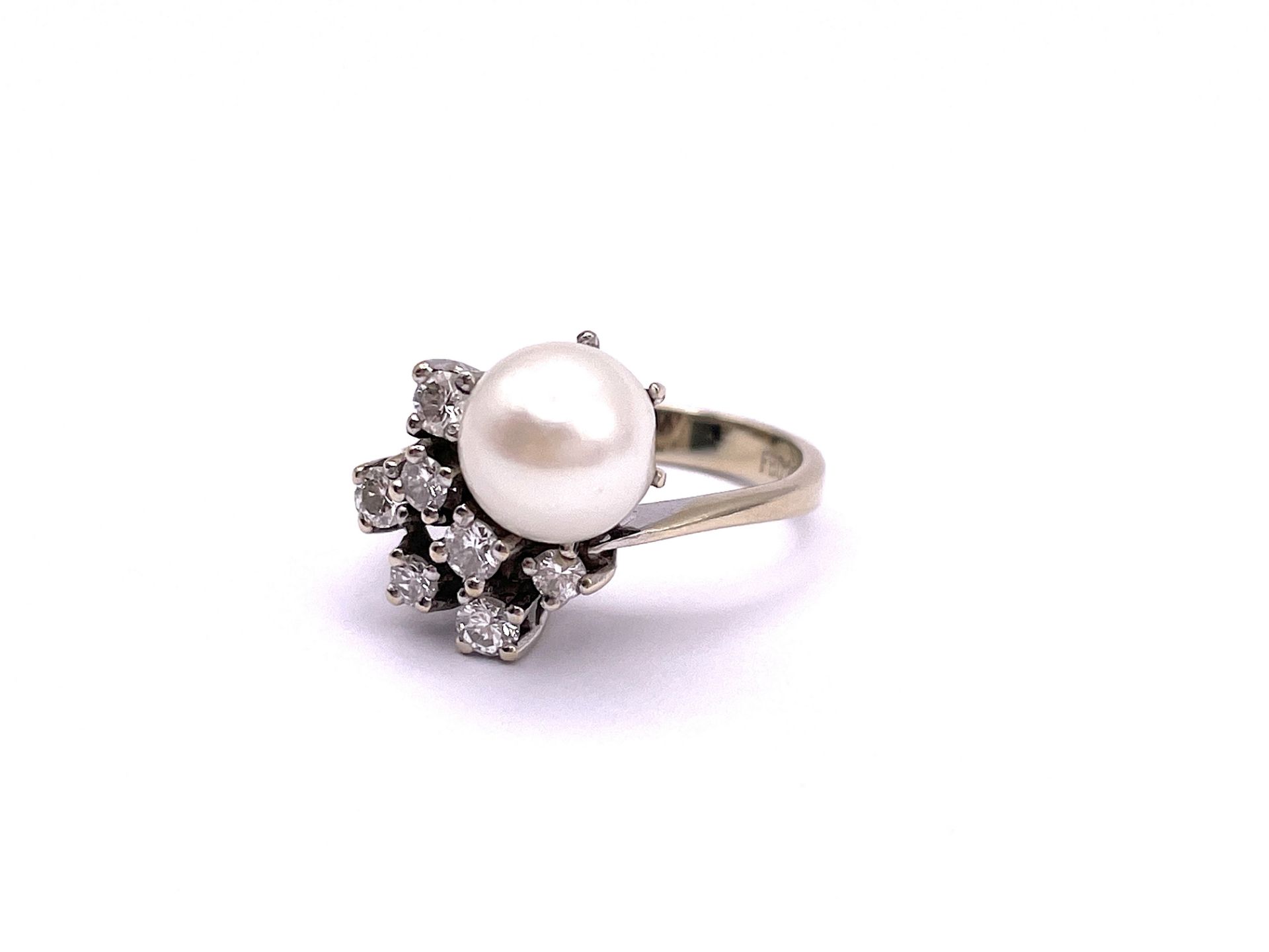 Pearl ring