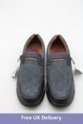 Relife By Pavers Men's Lightweight Shouse, Navy, Size 9. Box damaged