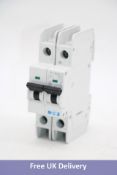 Eaton 102190 Miniature MCB 2P Poles, 16A Curve D, 240 → 415V AC, Circuit Breaker, White. Box damaged