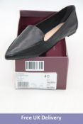 Carvela Women's Landed Leather Flats, Black, Size 40. Box damaged