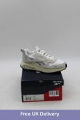 Reebok CL Suede/Leather Hexalite Trainers, White, UK 4.5. Box damaged