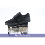 DC Men's Crisis 2 Low Top Skate Shoes, Triple Black, UK 8. Box damaged