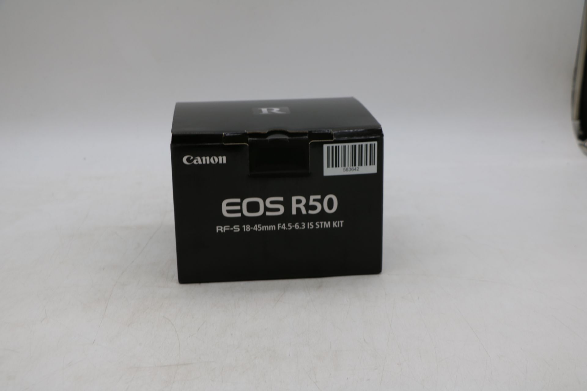 Canon EOS R50 Camera with RF-S 18-45mm F4.5-6.3 IS STM Lens. Used, not tested - Image 2 of 2