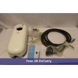 New Motion Home Advanced 2.1 Cable Car Charger. Box damaged