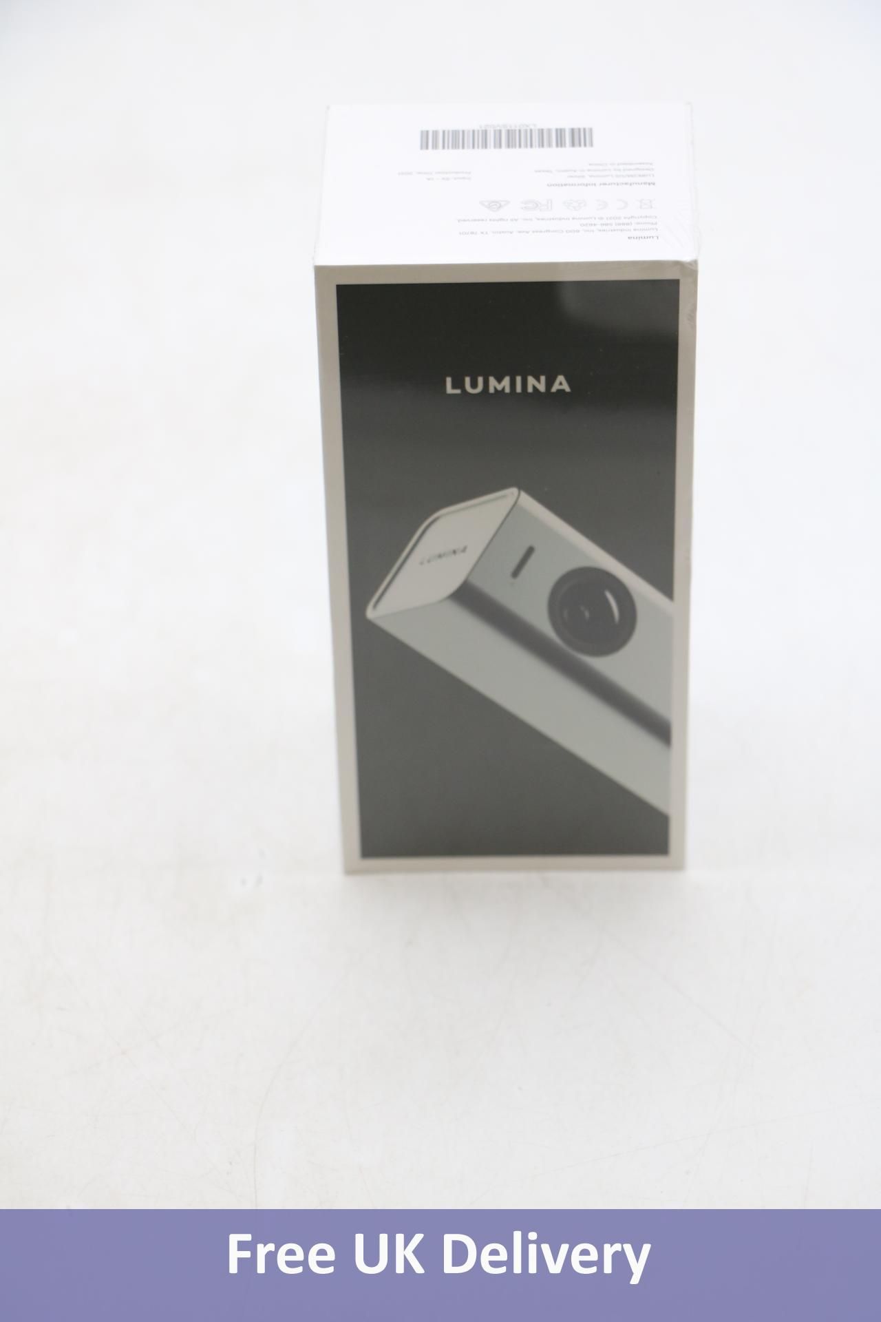 Lumina 4K AI Webcam, Silver