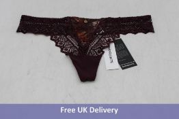 Empreinte Cassiopee Thong, Henne M